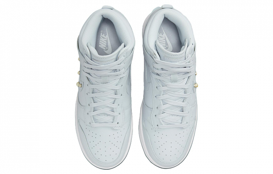 Nike Dunk High Se Pearl Pure Platinum Women's купить в интернет-магазине Yoocart с быстрой доставкой по России.