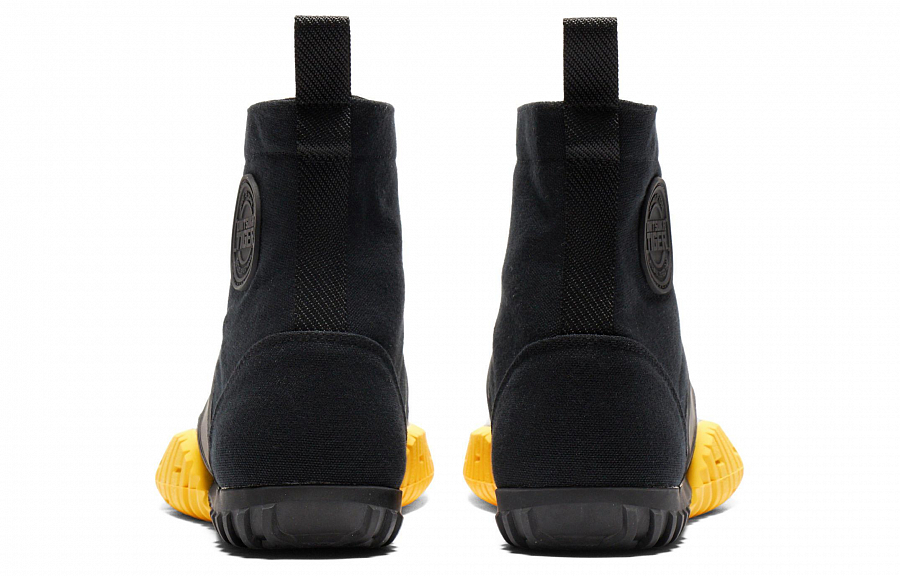 Onitsuka Tiger Duck Tiger Mt 'Black Tai Chi Yellow' купить в интернет-магазине Yoocart с быстрой доставкой по России.
