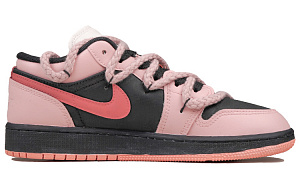 Jordan Air Jordan 1 RISK Half Sugar Sweetheart Low-Top Vintage Basketball Shoes Women's Black Pink 1 2655951