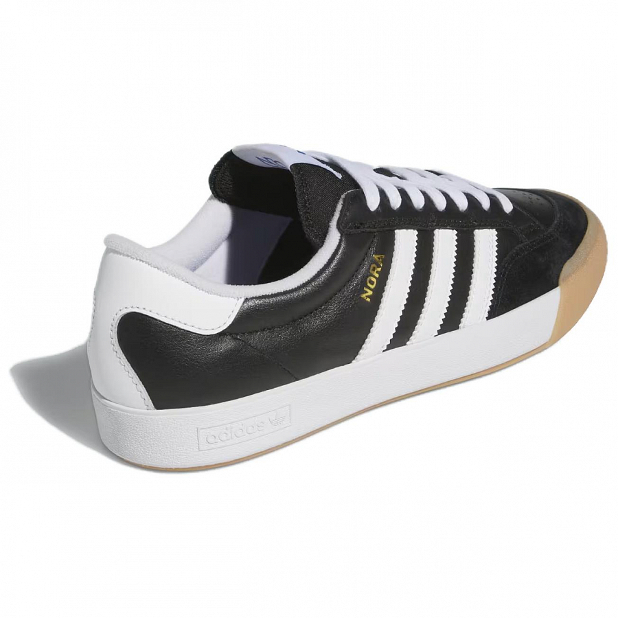 Adidas Nora Core Black Cloud White Blue Bird купить в интернет-магазине Yoocart с быстрой доставкой по России.