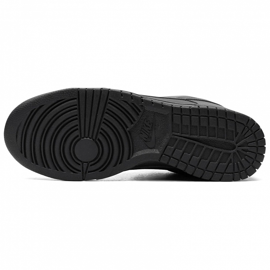 Nike Sb Dunk Low Pro Triple Black купить в интернет-магазине Yoocart с быстрой доставкой по России.