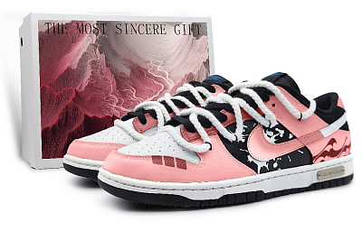 Nike Dunk Low-Top Skateboard Shoes Men's Pink