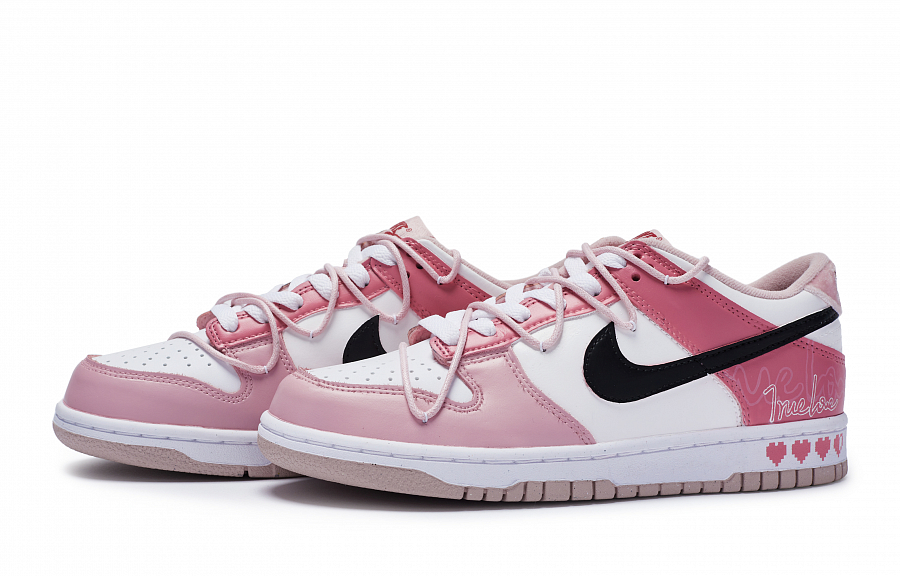 Nike Dunk 811 Manufacturing, Entwined Emotions Low Top Skateboard Shoes Women's Pink White Black купить в интернет-магазине Yoocart с быстрой доставкой по России.