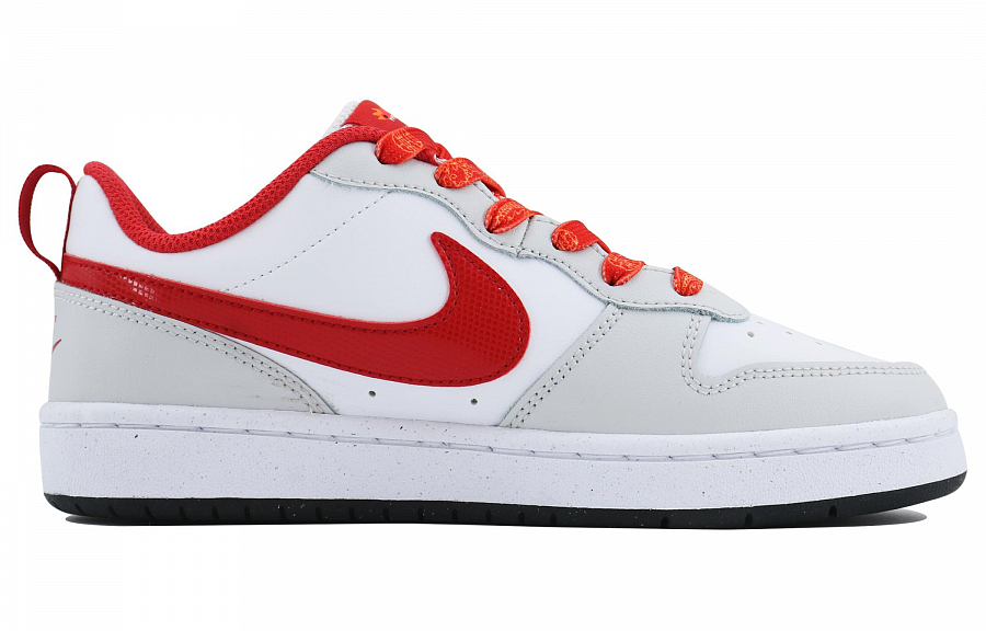 Nike Court Borough Dragon Age Care SDS Low-Top Skateboard Shoes GS White Red купить в интернет-магазине Yoocart с быстрой доставкой по России.