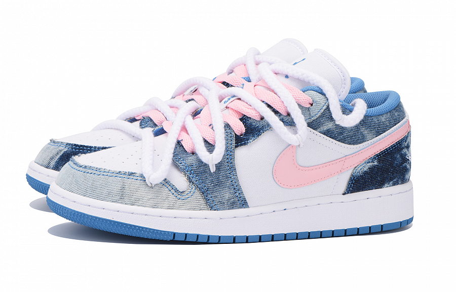 Jordan Air Jordan 1 Washed Denim Anti-Slip Wear-Resistant Low-Top Vintage Basketball Shoes GS White Blue купить в интернет-магазине Yoocart с быстрой доставкой по России.