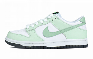Nike Dunk Low-Top Skateboard Shoes Women's Green White 1 2666358