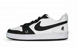 Nike Court Borough Cushioning Low Top Skateboard Shoes GS Black White 1 2668416