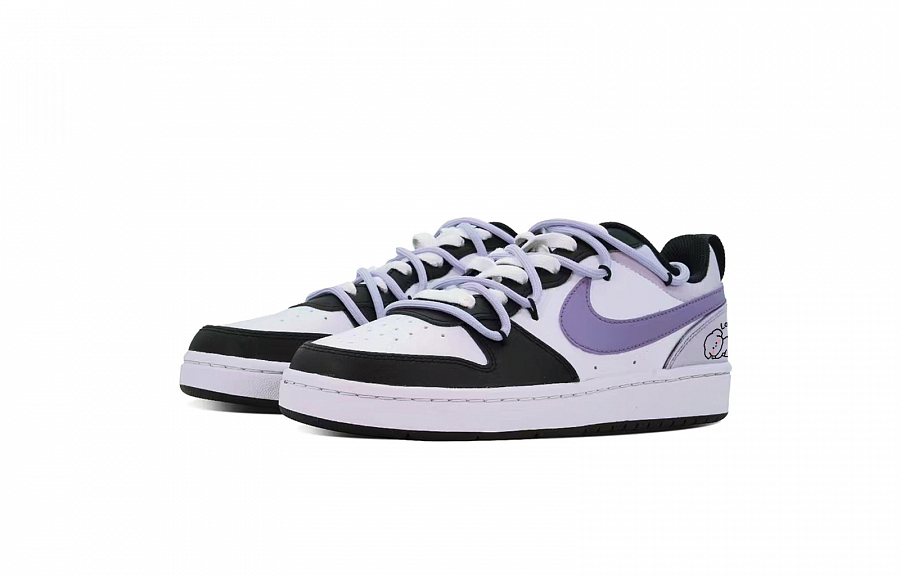 Nike Court Borough Puppy Fragment Low-Top Skateboard Shoes GS Black White Purple купить в интернет-магазине Yoocart с быстрой доставкой по России.