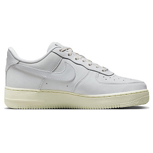 Nike Air Force 1 Skateboard Shoes Women's Low top White/Red/Green 1 2689220
