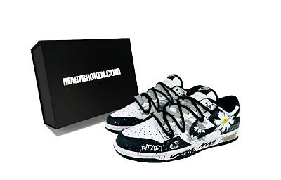 Nike Dunk Anti Slip Wear Resistant Low Top Skateboard Shoes Unisex Black White