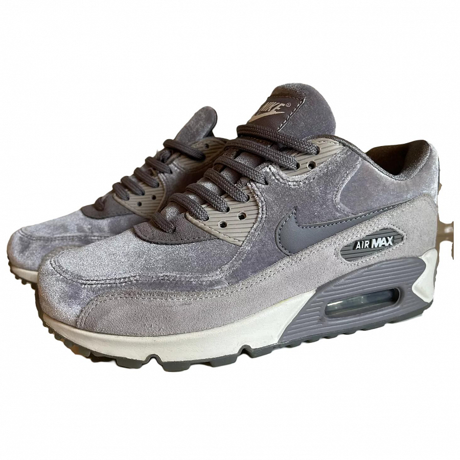 Nike Air Max 90 Velvet Gunsmoke Women's купить в интернет-магазине Yoocart с быстрой доставкой по России.