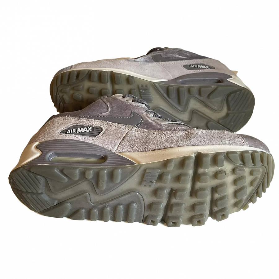 Nike Air Max 90 Velvet Gunsmoke Women's купить в интернет-магазине Yoocart с быстрой доставкой по России.