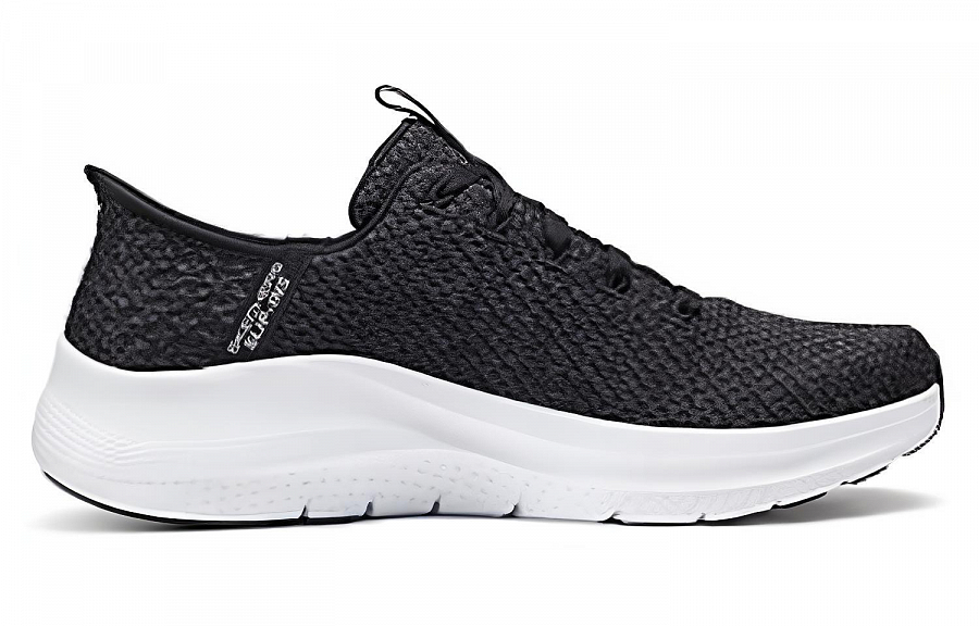 Skechers Low Top Running Shoes Men's Black White купить в интернет-магазине Yoocart с быстрой доставкой по России.