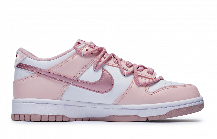 Nike Dunk 811 Manufacturing, Pink Bunny Journal Low Top Skateboard Shoes GS Pink White купить в интернет-магазине Yoocart с быстрой доставкой по России.