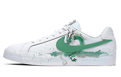 Nike Court Royale Anti-Slip Wear-Resistant Low-Top Skateboard Shoes Unisex White Gold