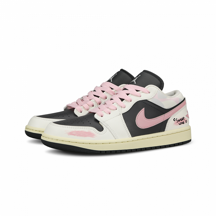 Jordan Air Jordan 1 Cushioning Anti-Slip And Wear-Resistant Low-Top Vintage Basketball Shoes Women's Black White Pink купить в интернет-магазине Yoocart с быстрой доставкой по России.
