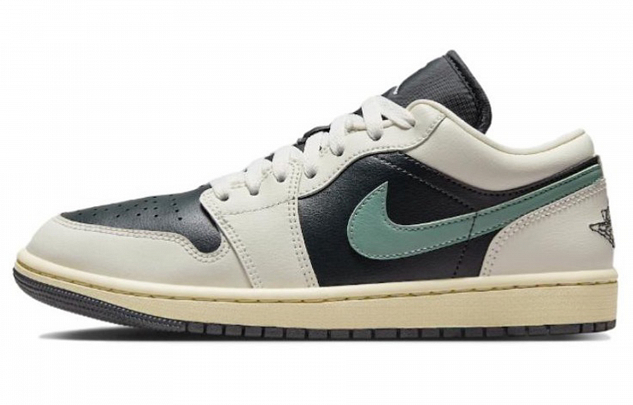 Jordan Air Jordan 1 Anti Slip Wear Resistant Low Top Vintage Basketball Shoes Women's Black White Green купить в интернет-магазине Yoocart с быстрой доставкой по России.