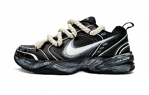 Nike Air Monarch 4 Anti-Slip And Wear-Resistant Lightweight Low-Top Chunky Sneakers Unisex Black White