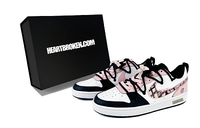 Nike Court Borough 2 Slip-Resistant Cushioning Wear-Resistant Lightweight Low-Top Skateboard Shoes GS Black Pink White