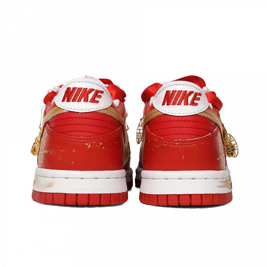Nike Dunk Skateboard Shoes Women's Low-Top Red купить в интернет-магазине Yoocart с быстрой доставкой по России.