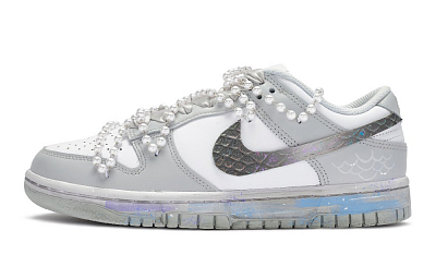 Nike Dunk Low-Top Skateboard Shoes GS Gray Silver White