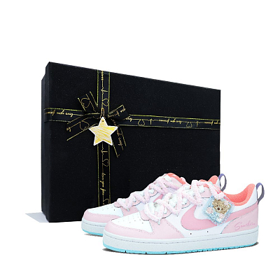 Nike Court Borough Bear Powder Candy Balance Lightweight Low-Top Skateboard Shoes GS Pink White