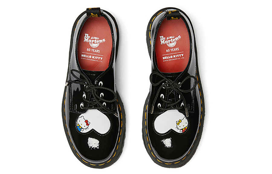 Hello Kitty x Dr.Martens Platform Shoes Women's Black купить в интернет-магазине Yoocart с быстрой доставкой по России.