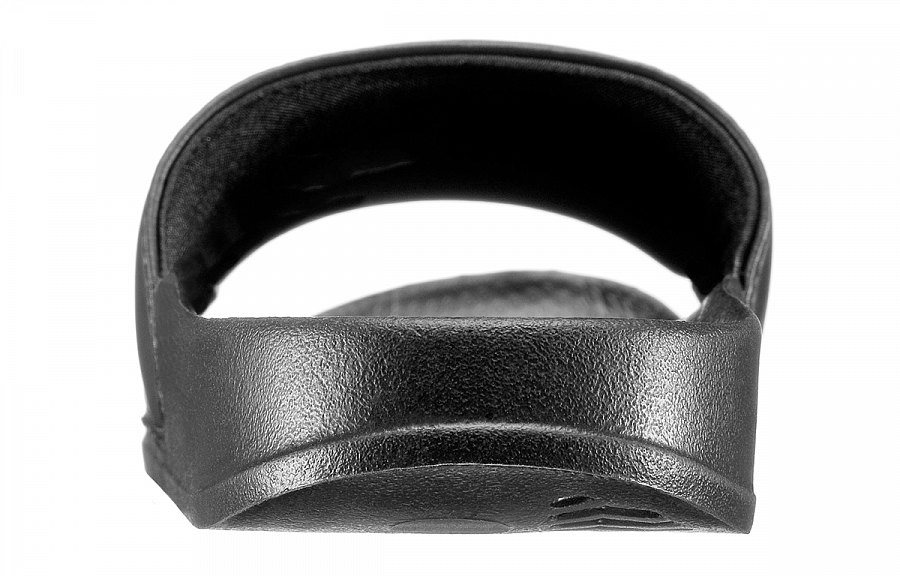 Reebok Classic Black Slippers купить в интернет-магазине Yoocart с быстрой доставкой по России.