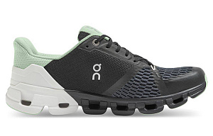 On Women's Cloudflyer 'Black White' 1 2835077