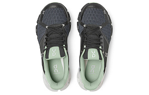 On Women's Cloudflyer 'Black White' 2 2835078