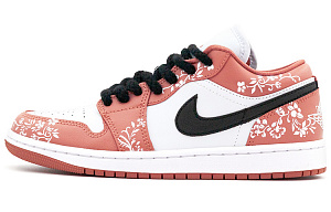 Jordan Air Jordan 1 Durable Breathable Low-Top Vintage Basketball Shoes Women's White Red