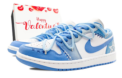 Jordan Air Jordan 1 Cushioning Anti-Slip And Wear-Resistant Low-Top Vintage Basketball Shoes Women's University Blue