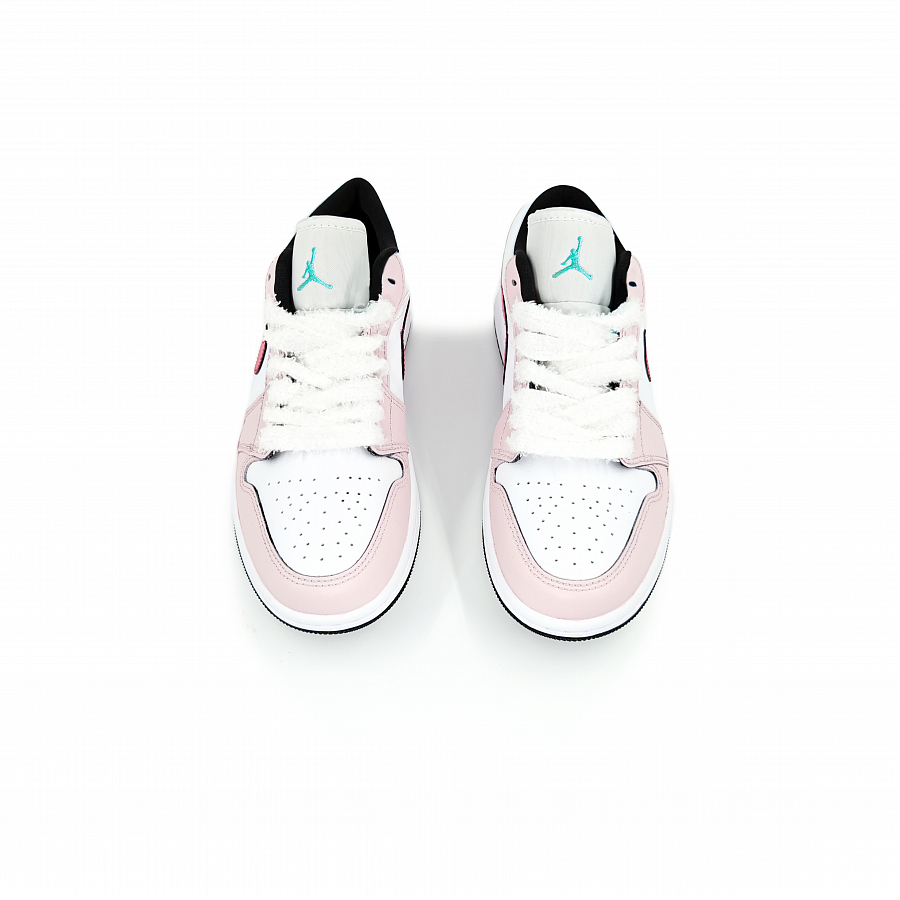 Jordan Air Jordan 1 Anti-Slip Wear-Resistant Low-Top Skateboard Shoes Women's Pink купить в интернет-магазине Yoocart с быстрой доставкой по России.