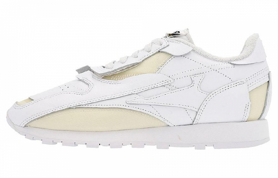 Maison Margiela X Reebok Lace Up Sneakers Women's купить в интернет-магазине Yoocart с быстрой доставкой по России.