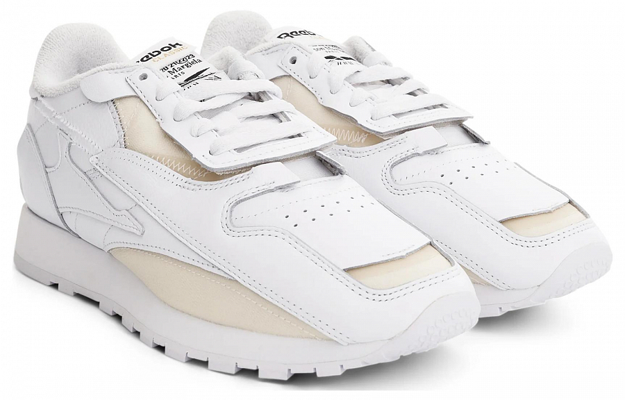 Maison Margiela X Reebok Lace Up Sneakers Women's купить в интернет-магазине Yoocart с быстрой доставкой по России.