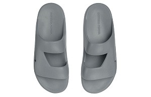 Bottega Veneta Slide Slippers Men's Gray 1 2907178