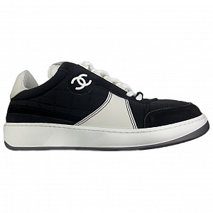 CHANEL Low Top Stylish Skateboarding Shoes Men's Black White 1 2910690