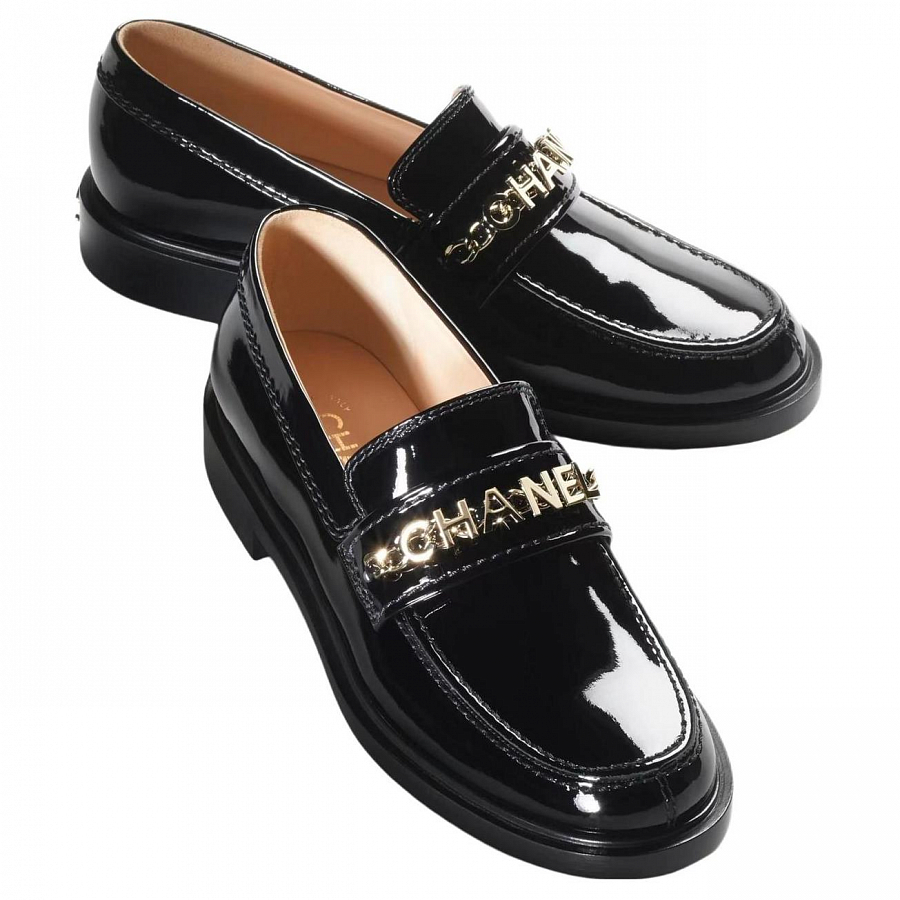 CHANEL Women's Casual Shoes Women's Black