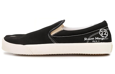 Maison Margiela Tabi Stylish Skateboarding Shoes Men's Black White