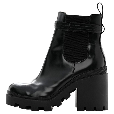 GUCCI Short Chelsea Boots Women's Black