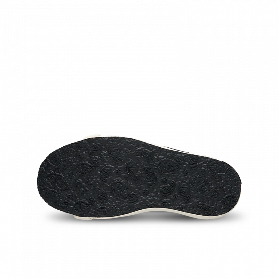 VESSEL Anti-Slip Wear-Resistant Low-Top Skateboard Shoes Unisex