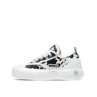 VESSEL G.O.P. 2.0 Marshmallow Lows Cow Print Low-Top Canvas Shoes Unisex Black White