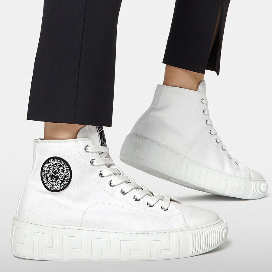 VERSACE Canvas Shoes Women's High top White купить в интернет-магазине Yoocart с быстрой доставкой по России.