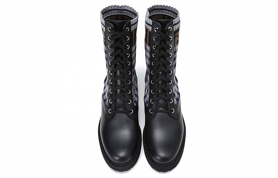 FENDI Rockoko Martin Boot Women's Black купить в интернет-магазине Yoocart с быстрой доставкой по России.