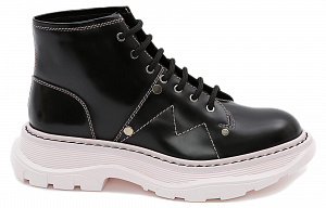 Alexander McQueen Tread Lace Up Boot 'Black Pink' Women's 1 2926364
