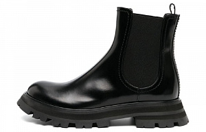 Alexander McQueen Wander Chelsea Ankle Boots Women's