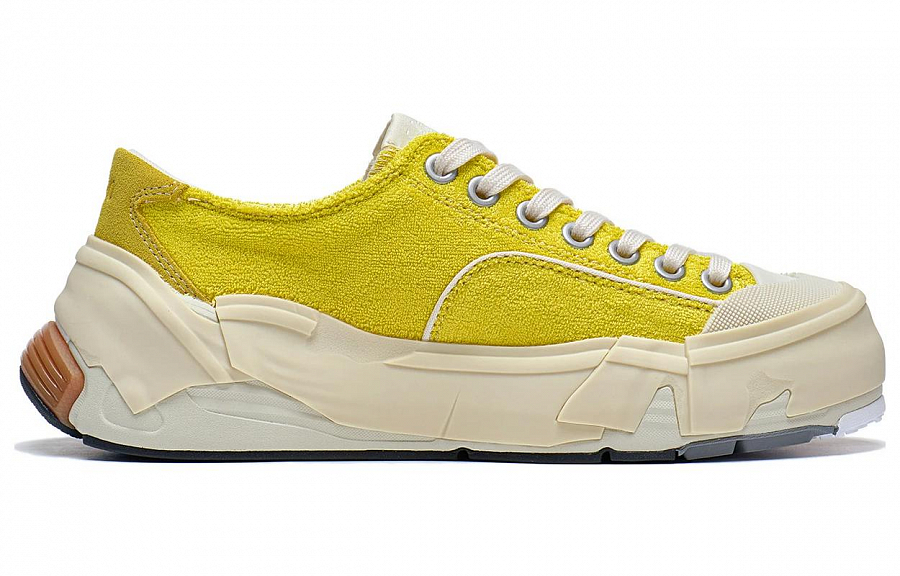 LiNing Wuji Anti-Slip Wear-Resistant Low-Top Casual Shoes Women's Berry Yellow купить в интернет-магазине Yoocart с быстрой доставкой по России.