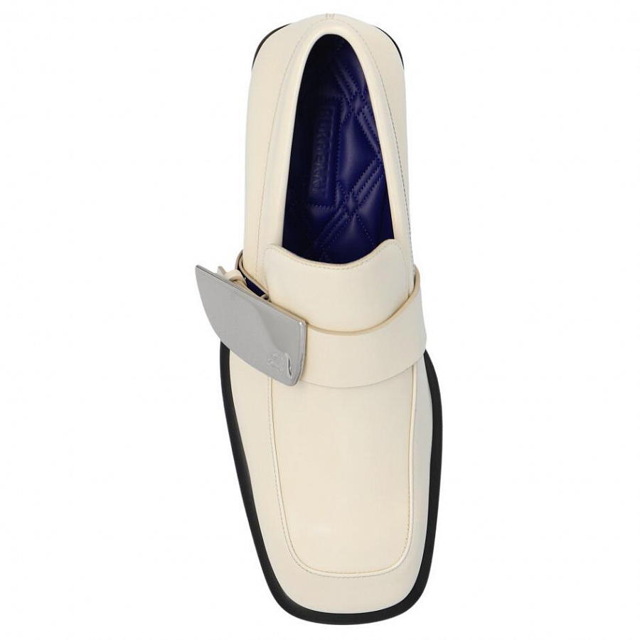 Burberry Women's London Shield Leather Loafer 'Soap' Women's купить в интернет-магазине Yoocart с быстрой доставкой по России.
