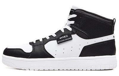 361° Slip Resistant High Top Skateboard Shoes Women's Black White