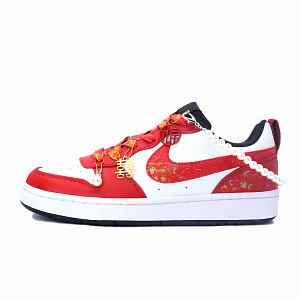 Nike Court Borough 2 Lightweight And Breathable Low-Top Skateboard Shoes GS Black White Gold 1 2992219